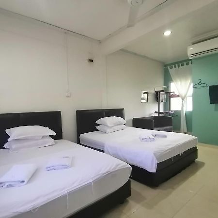 Fbs Inn Dungun Exteriér fotografie